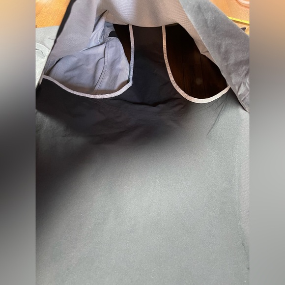 Janji black lightweight hooded jacket - Picture 5 of 11